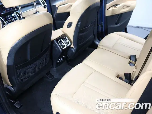 Kia Sorento 2022 — ფოტო 20/20