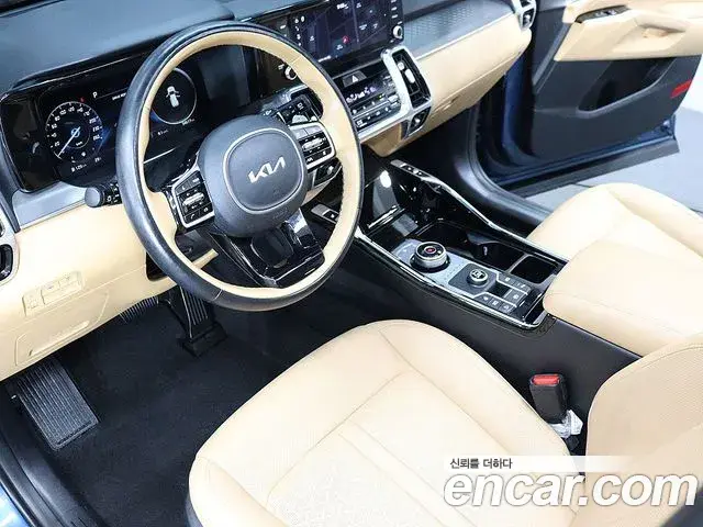 Kia Sorento 2022 — ფოტო 4/20
