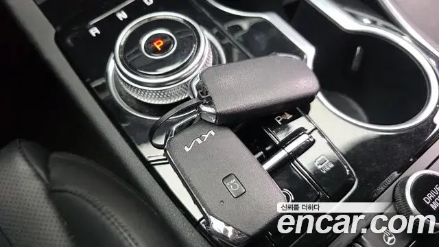 Kia K5 2023 — Photo 11/30