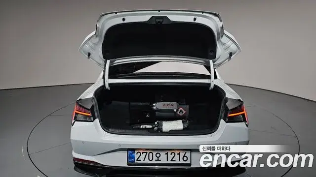 Hyundai Avante 2020 — Фото 20/20