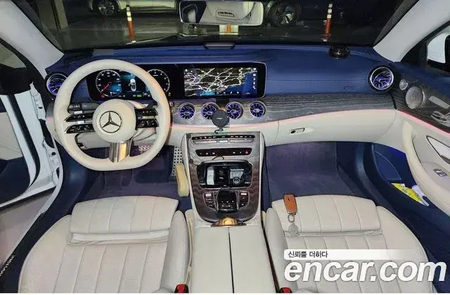 Mercedes-Benz E-Class 2023 — ფოტო 12/14