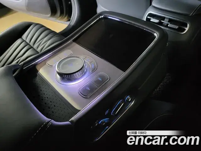 Genesis G90 2022 — ფოტო 4/20
