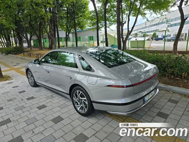 Hyundai Grandeur Hybrid 2023 — ფოტო 3/18