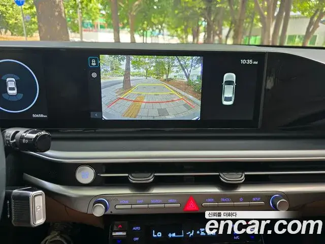 Hyundai Grandeur Hybrid 2023 — ფოტო 17/18