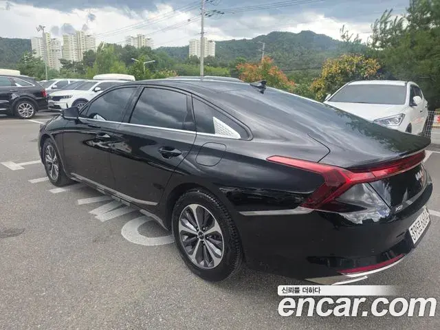 Kia K8 2022 — Şəkil 14/20