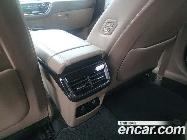 Kia K8 2022 — Şəkil 8/20