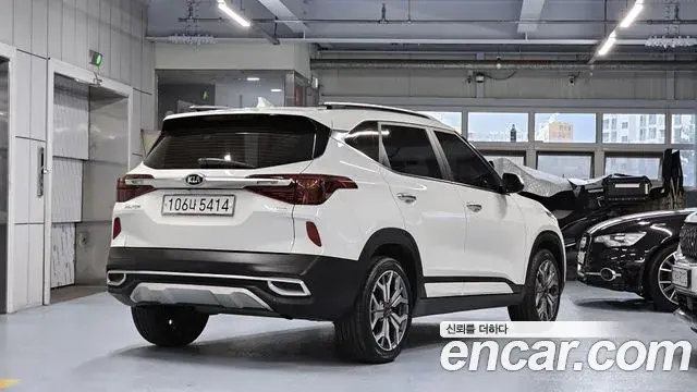 Kia Seltos 2020 — Şəkil 17/20