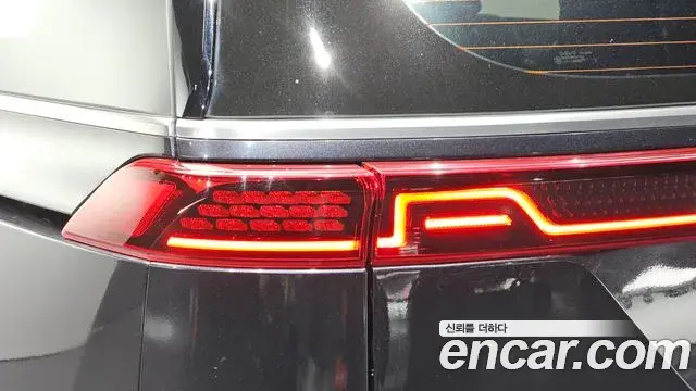 Kia Carnival 2022 — Şəkil 12/30