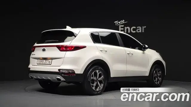 Kia Sportage The Bold 2021 — ფოტო 13/30
