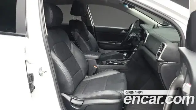 Kia Sportage The Bold 2021 — ფოტო 2/30