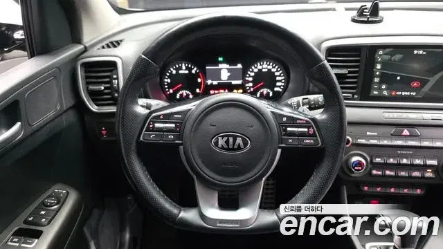 Kia Sportage The Bold 2021 — ფოტო 14/30