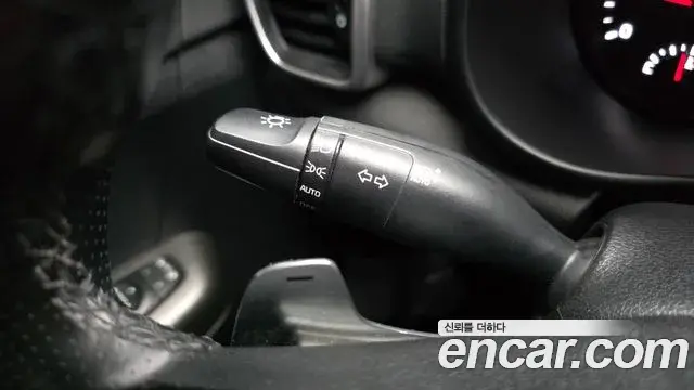 Kia Sportage The Bold 2021 — ფოტო 28/30