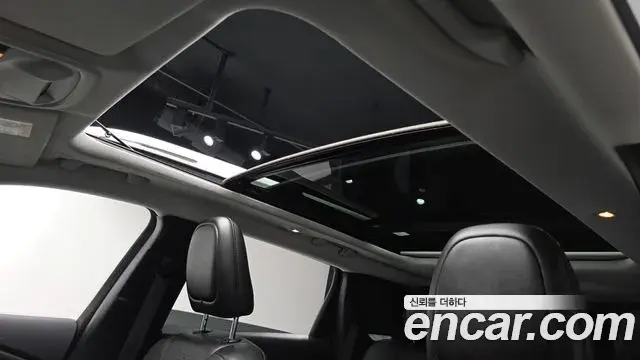 Jeep Cherokee 2021 — Photo 18/33