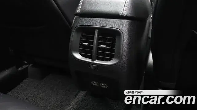 Jeep Cherokee 2021 — Photo 33/33