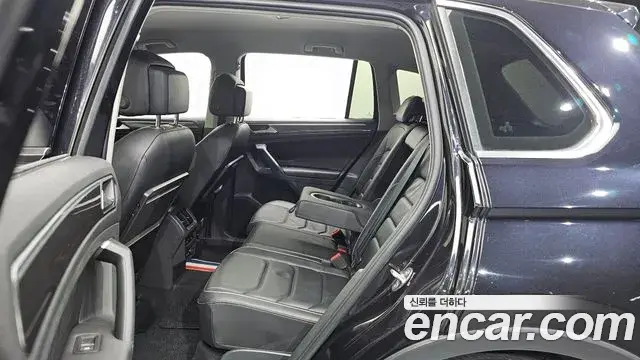 Volkswagen Tiguan 2020 — Şəkil 10/20