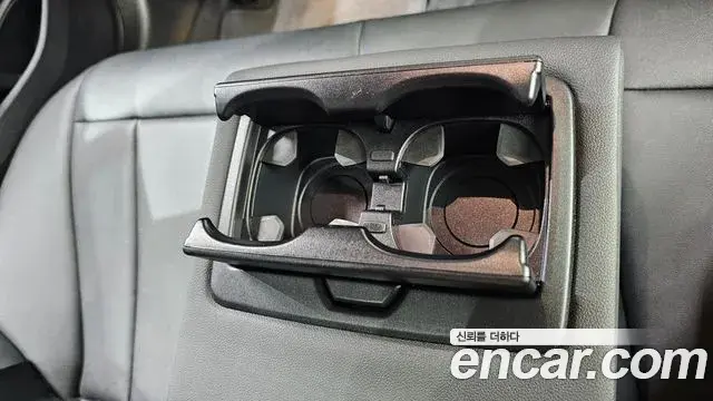 BMW 3 Series 2020 — Photo 15/30
