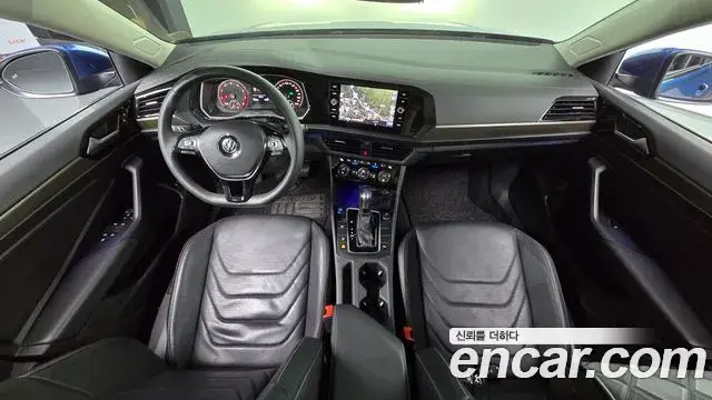 Volkswagen Jetta 2020 — ფოტო 5/20