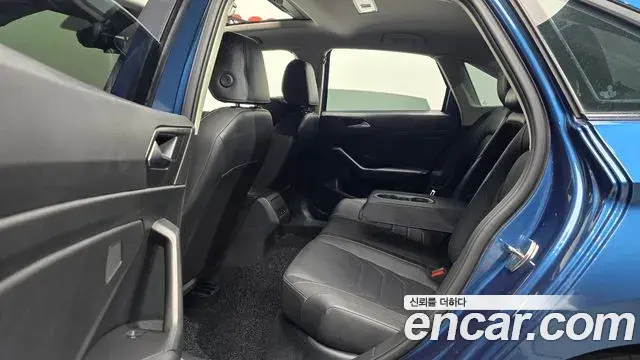 Volkswagen Jetta 2020 — ფოტო 16/20