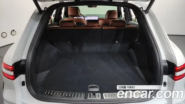 Genesis GV70 2025 — Şəkil 30/35