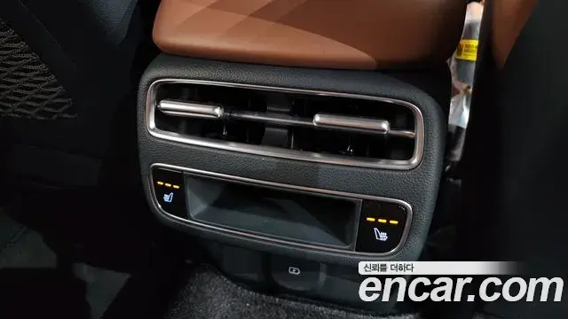 Genesis GV70 2025 — Şəkil 19/35