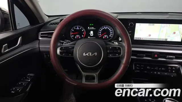 Kia K5 2021 — Photo 10/20