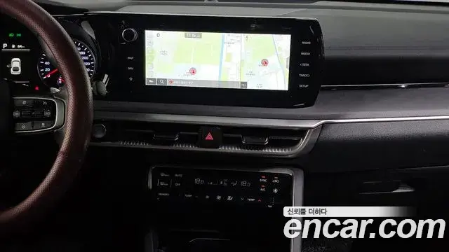 Kia K5 2021 — Photo 9/20