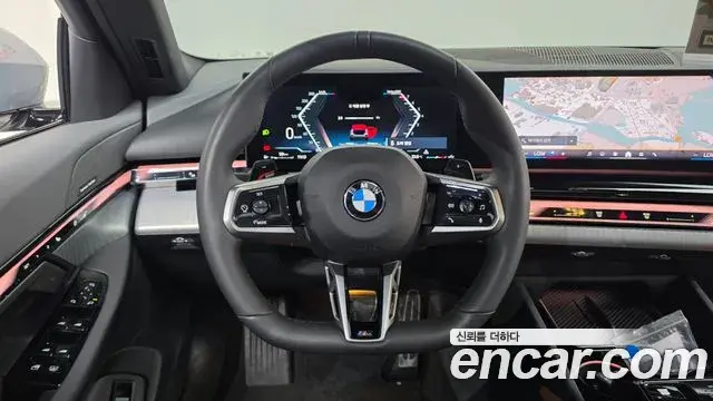 BMW 5 Series 2025 — Фото 13/20