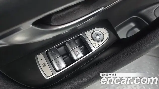 Mercedes-Benz E-Class 2018 — ფოტო 36/36
