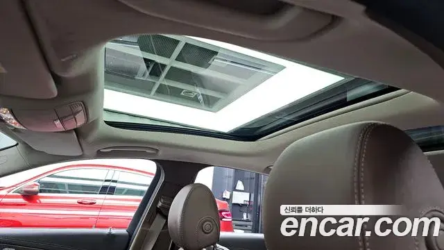 Mercedes-Benz E-Class 2019 — Şəkil 14/20