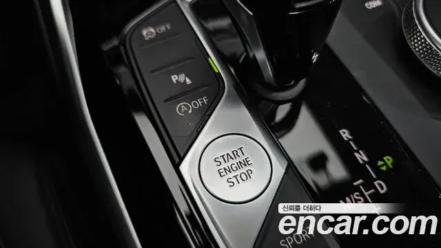 BMW 3 Series 2019 — Photo 29/31