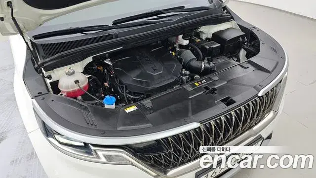 Kia Carnival 2023 — Şəkil 16/20