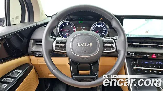 Kia Carnival 2023 — Şəkil 14/20