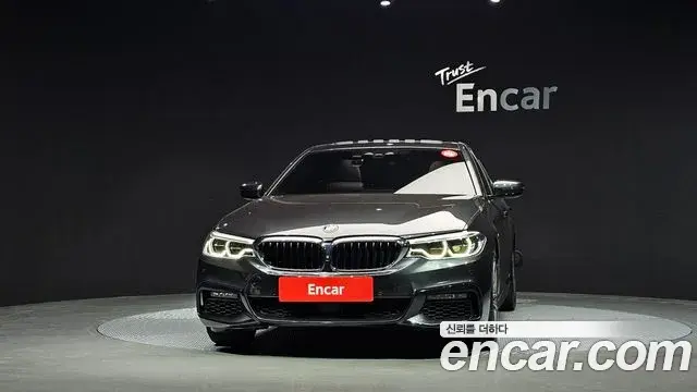 BMW 5 Series 2019 — Фото 3/20