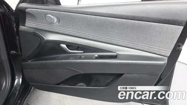 Hyundai The New Avante Hybrid 2020 — ფოტო 11/34