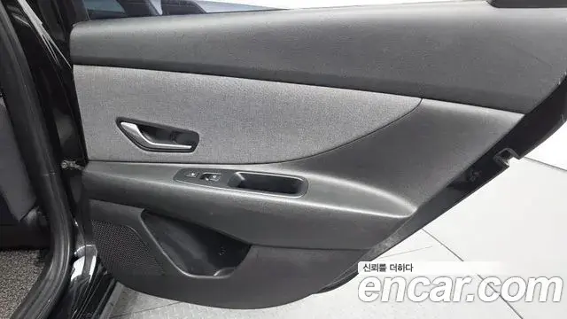 Hyundai The New Avante Hybrid 2020 — ფოტო 18/34