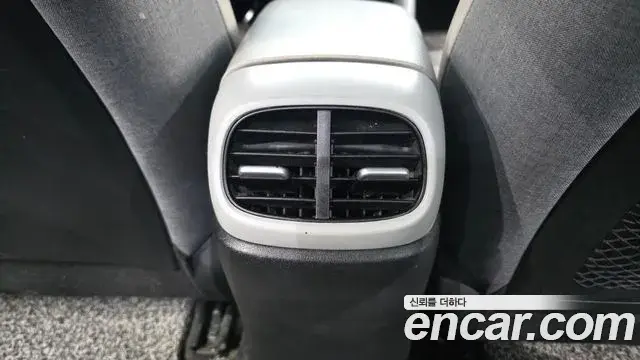 Hyundai The New Avante Hybrid 2020 — ფოტო 29/34