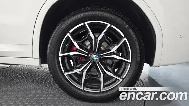 BMW X3 2023 — Photo 10/35