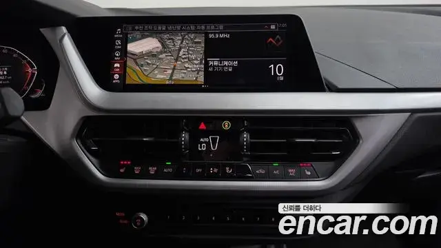 BMW 1 Series 2021 — ფოტო 11/20
