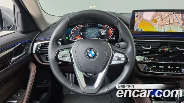 BMW 5 Series 2023 — Şəkil 7/20