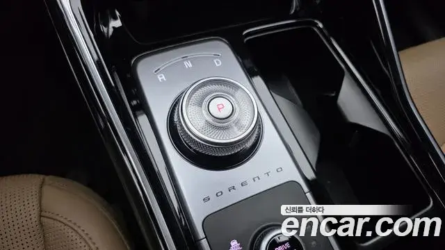 Kia Sorento 2024 — Photo 9/20