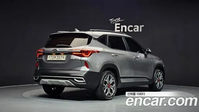 Kia Seltos 2020 — Photo 20/33
