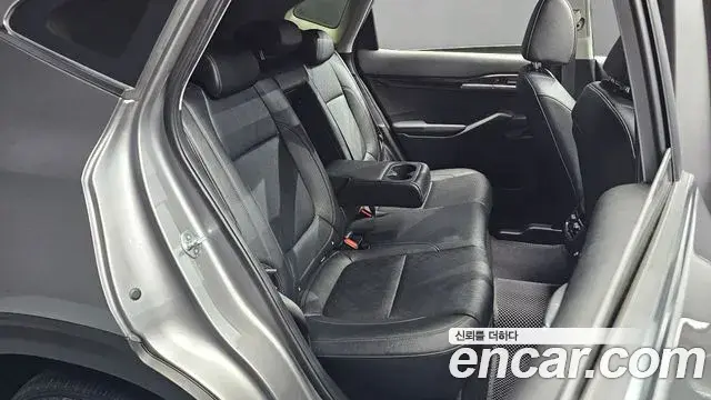 Kia Seltos 2020 — Photo 16/33