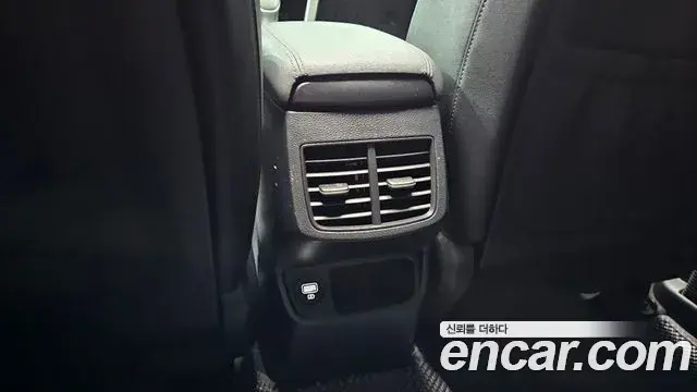 Kia Seltos 2020 — Photo 26/33