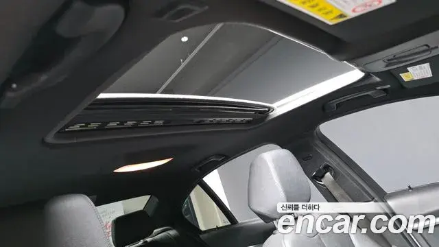 BMW 3 Series 2018 — Şəkil 27/39
