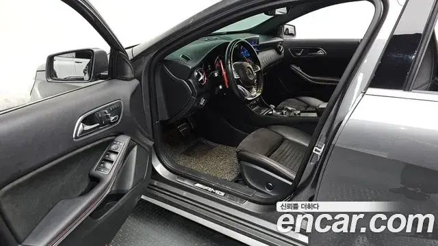 Mercedes-Benz A-Class 2018 — ფოტო 3/20