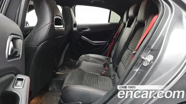 Mercedes-Benz A-Class 2018 — ფოტო 9/20
