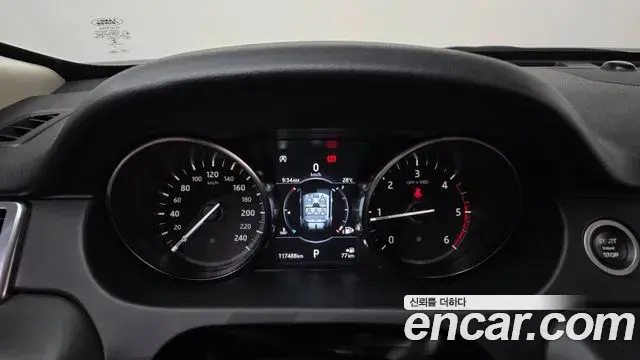 Land Rover Discovery Sport 2018 — ფოტო 6/30
