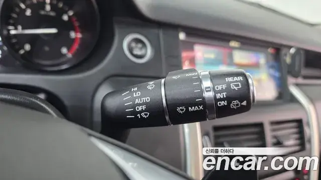 Land Rover Discovery Sport 2018 — ფოტო 4/30