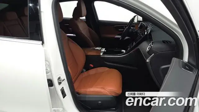 Mercedes-Benz GLC-Class 2024 — Photo 20/31