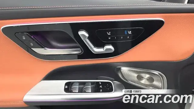 Mercedes-Benz GLC-Class 2024 — Photo 31/31